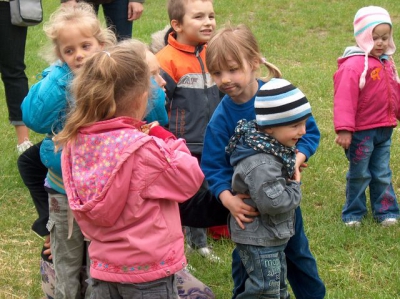 Dzien Matki i Dzien Dziecka z Radosnymi Maluchami w Choszczowce